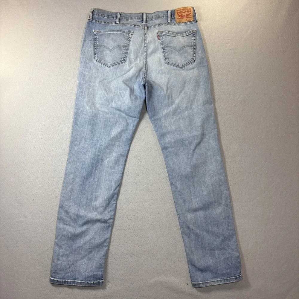 Levis please check